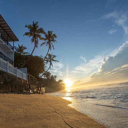 The Beach Talpe Hotel Unawatuna Exterior photo