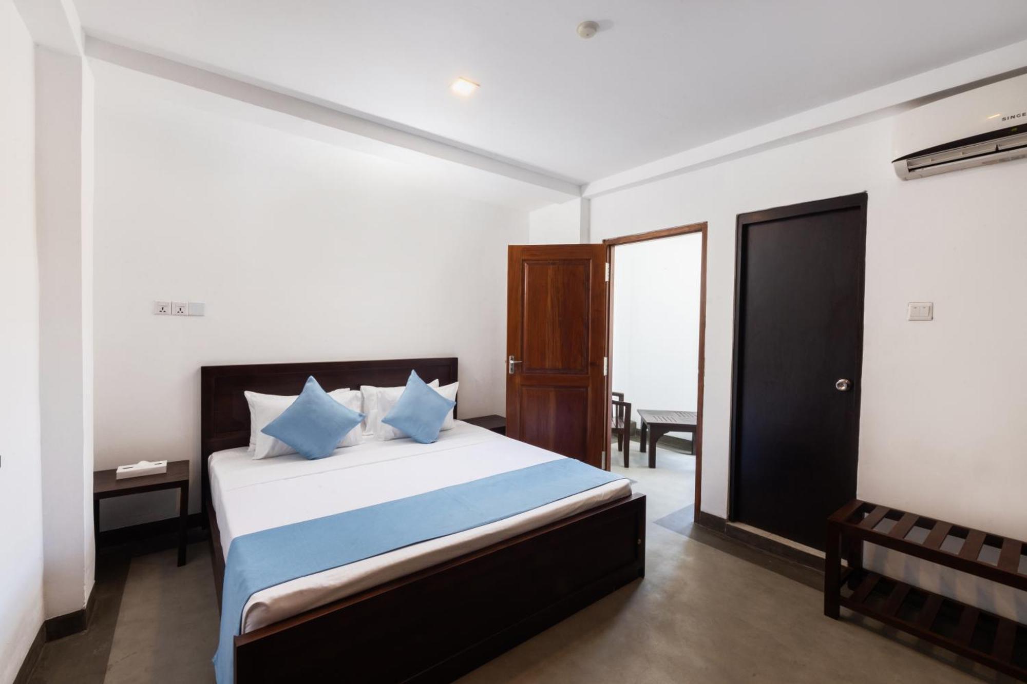 The Beach Talpe Unawatuna Exterior photo